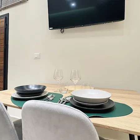 Ss Apartment *